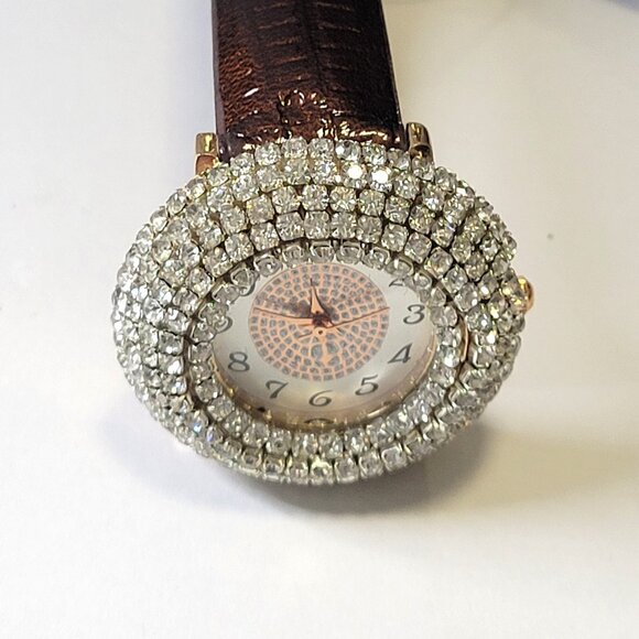 Womens Crystal Fashion Watch with Brown Band - NEW WITH TAGS - Picture 5 of 16
